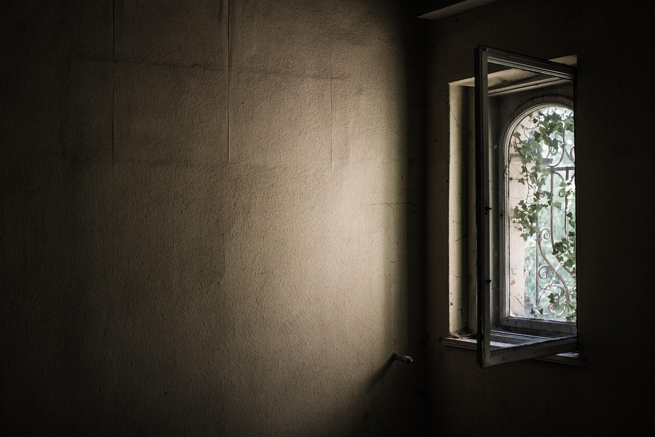 DIY Guide to Fixing a Sticking Window