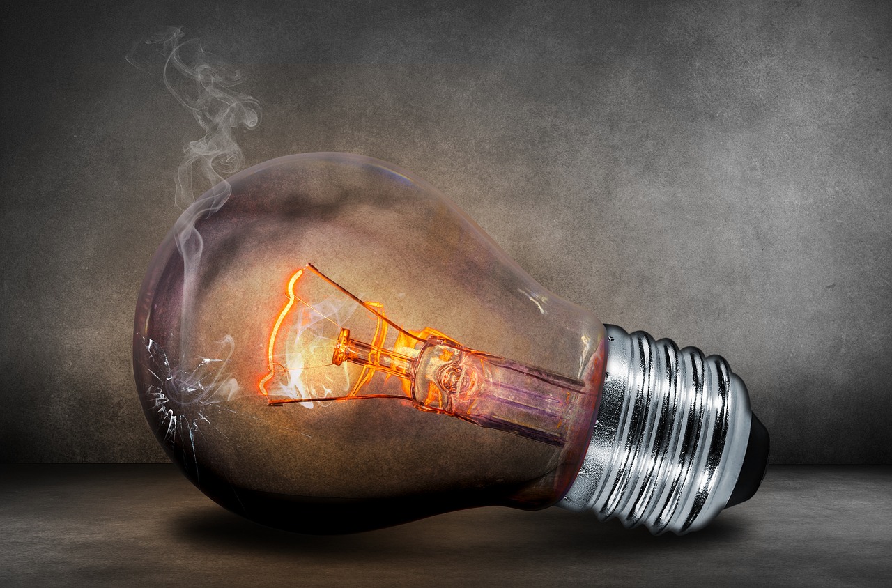 How to Replace a Broken Light Switch Safely